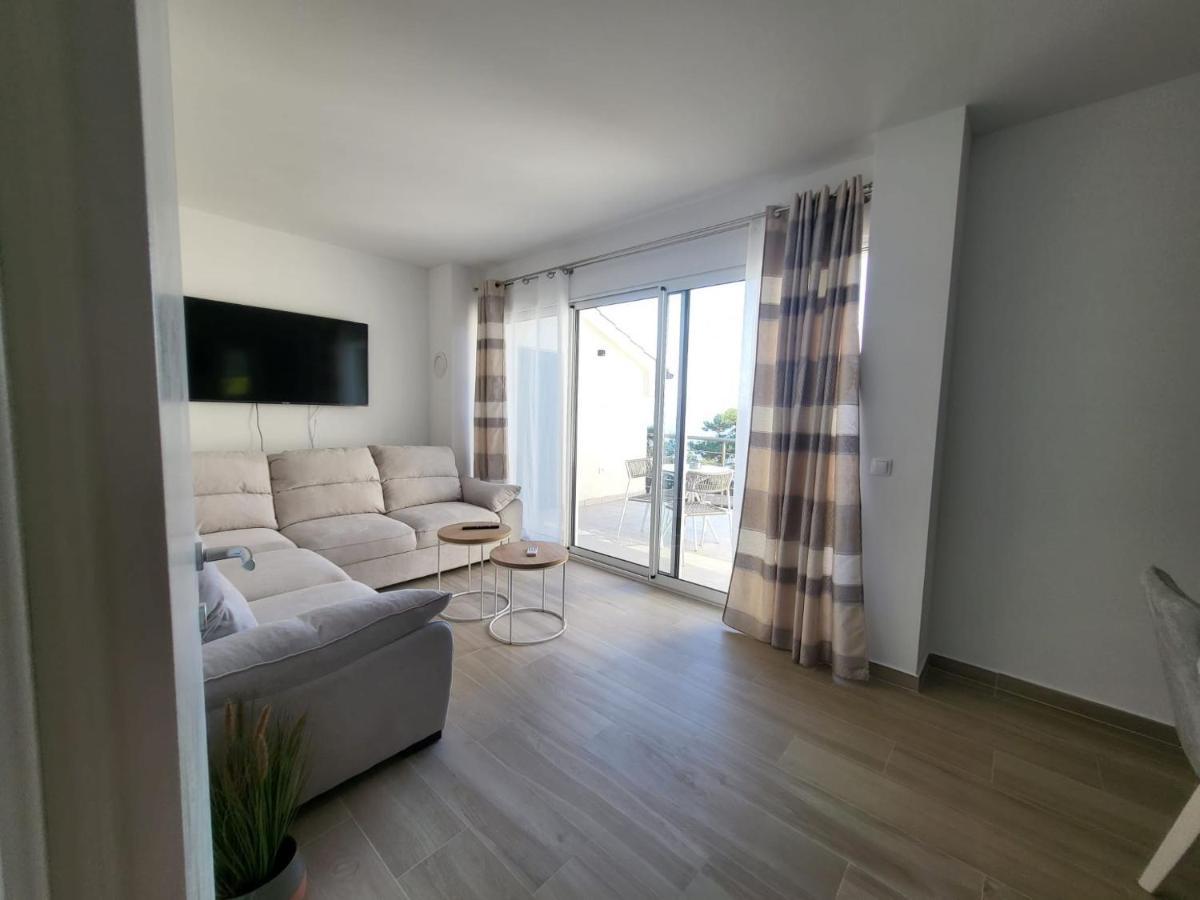 Apartment Prejac By The Beach Malinska Exteriér fotografie